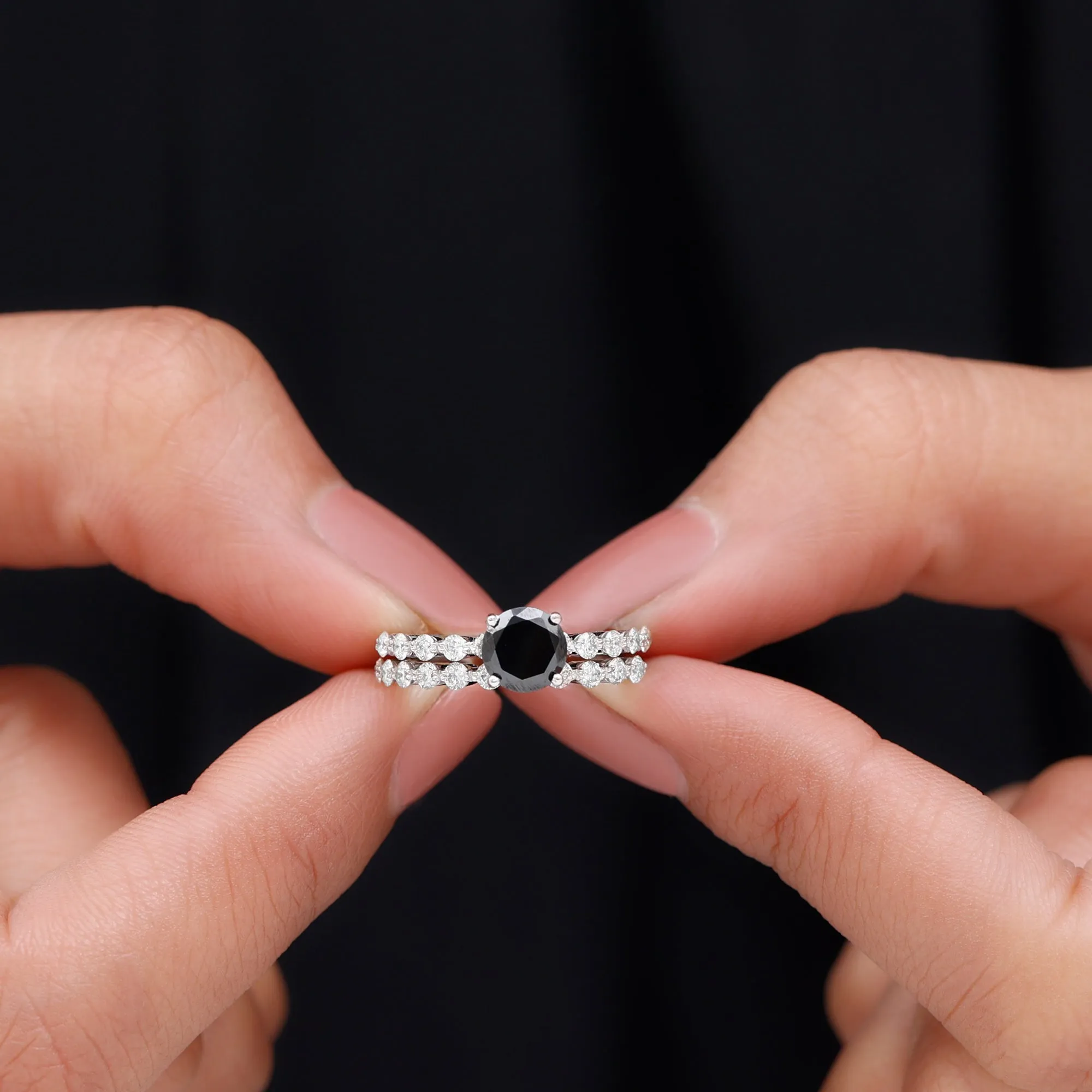 1.25 CT Minimal Black Onyx and Diamond Bridal Ring Set in Gold
