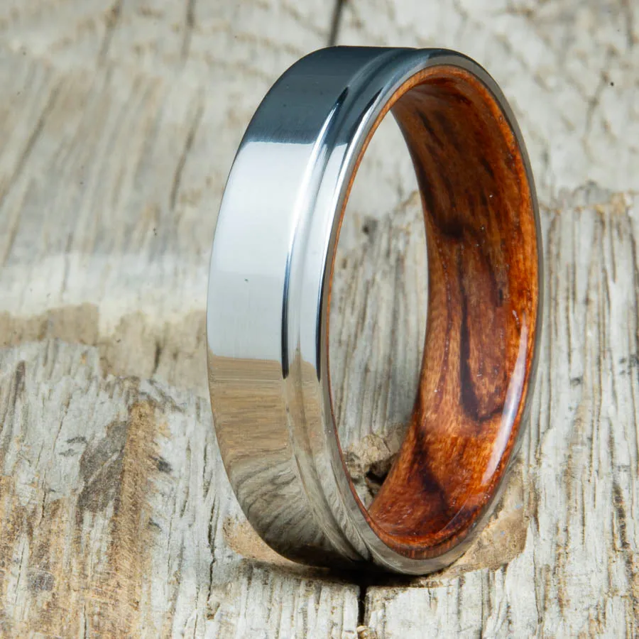 Bentwood Bubinga ring with polished single groove titanium