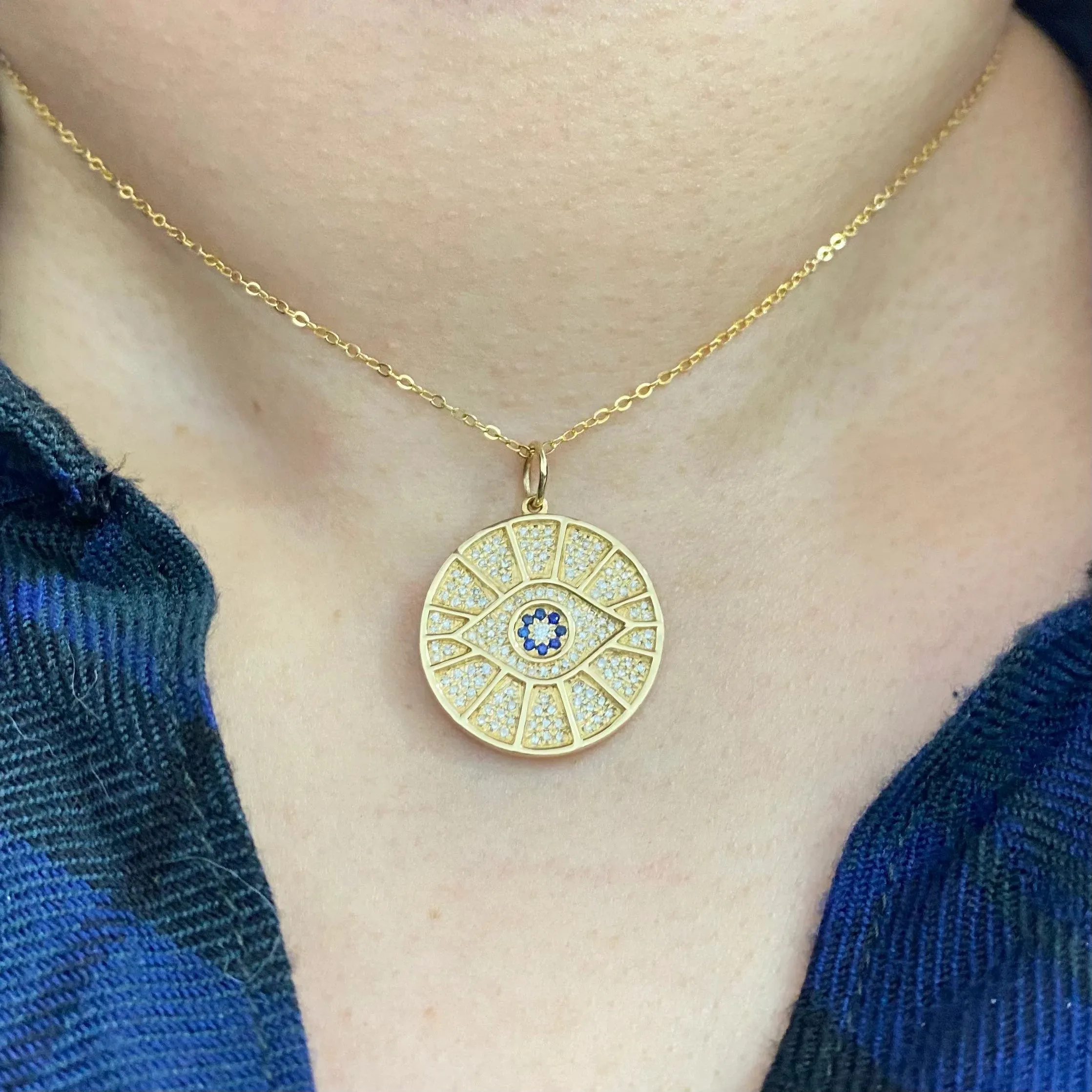 Blue Sapphire Eye Pendant