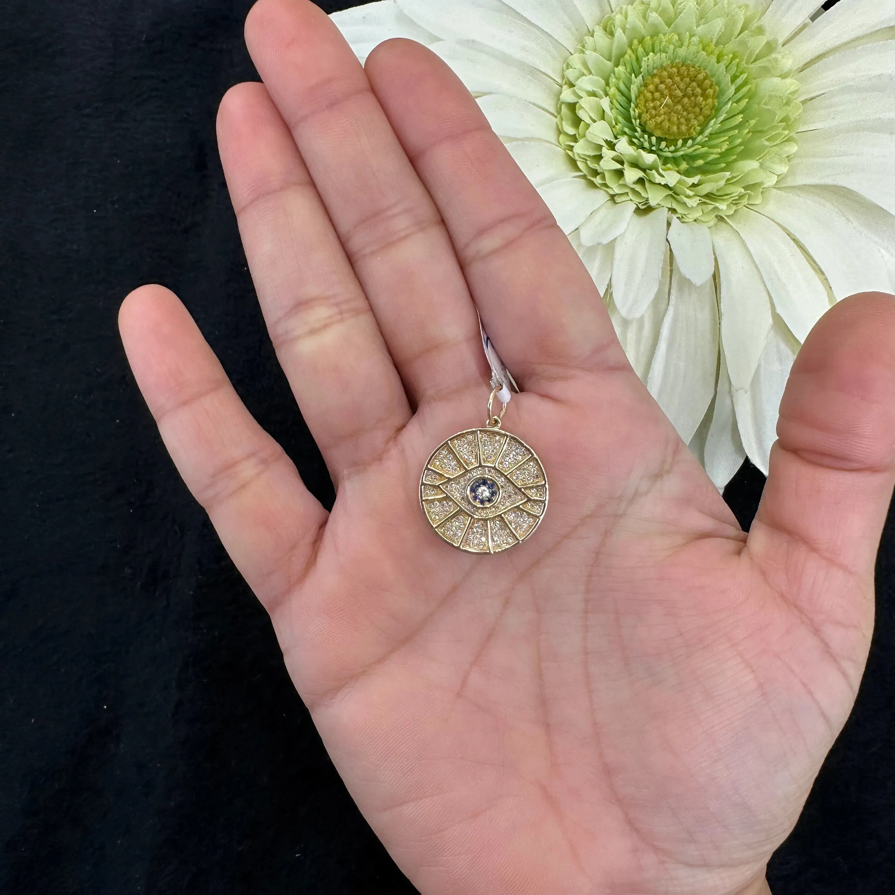 Blue Sapphire Eye Pendant