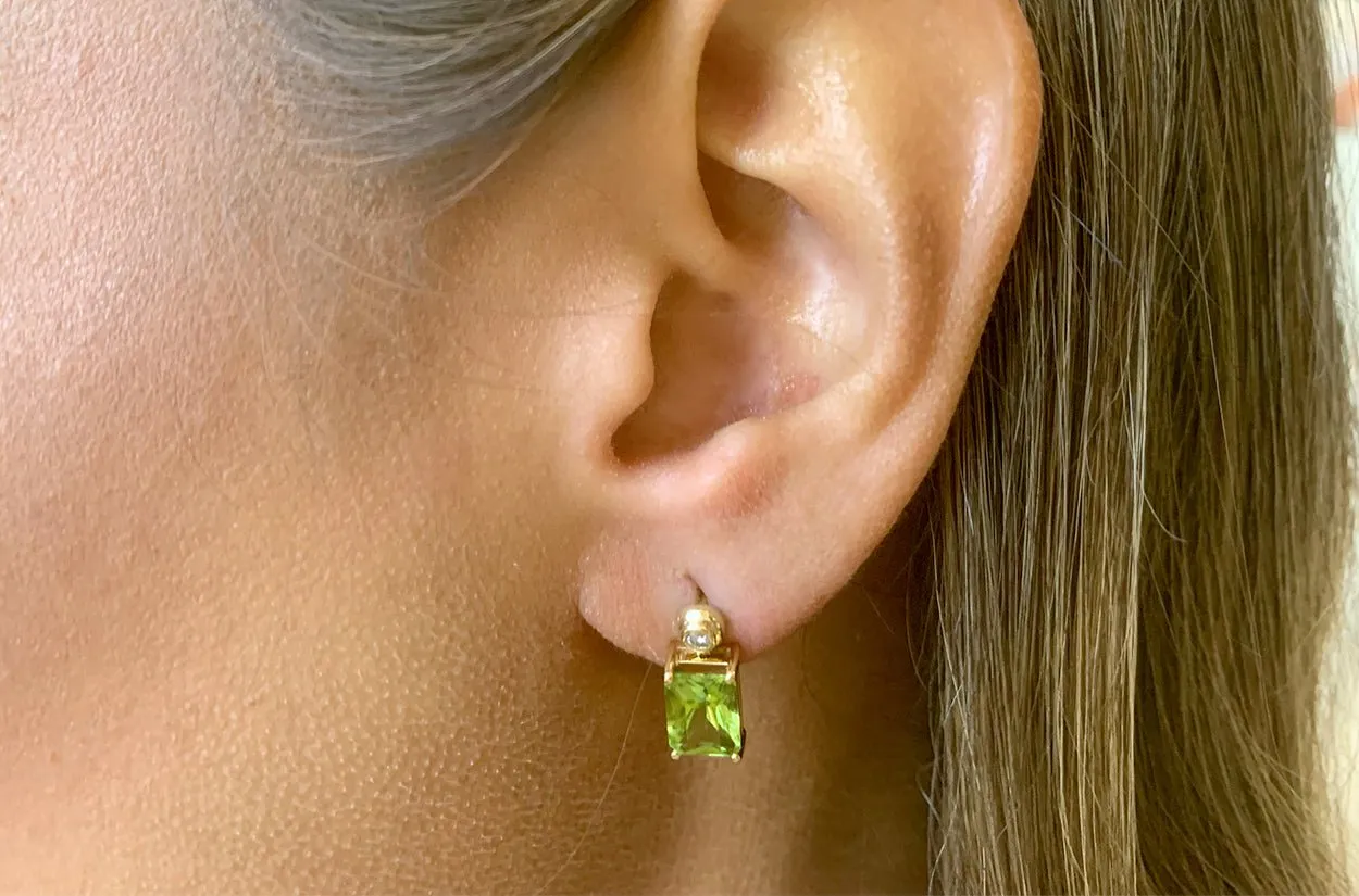 Earrings 18kt Gold Peridot & Diamonds Studs