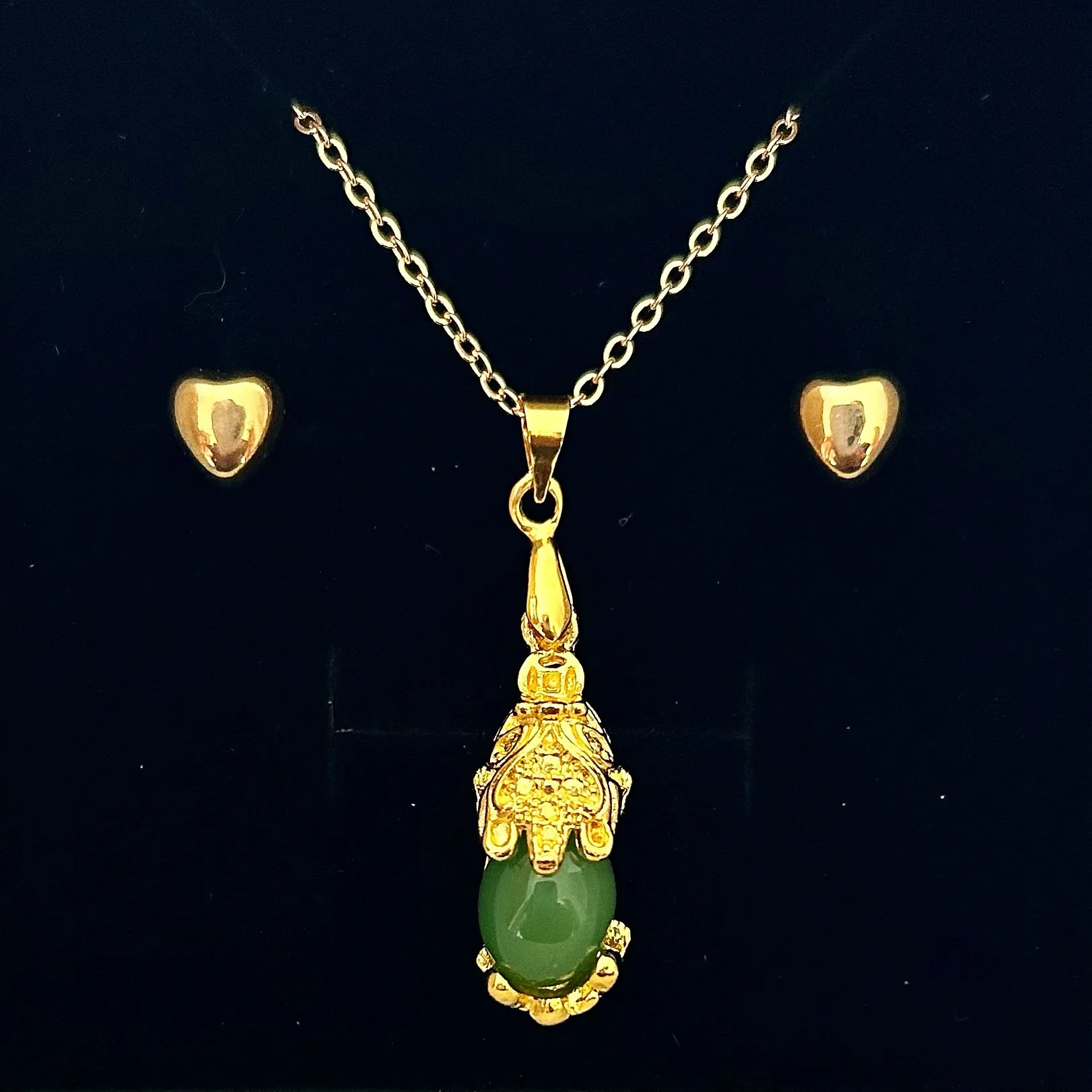 JADE PIXIU PENDANT ONLY - FREE CHAIN & EARRINGS