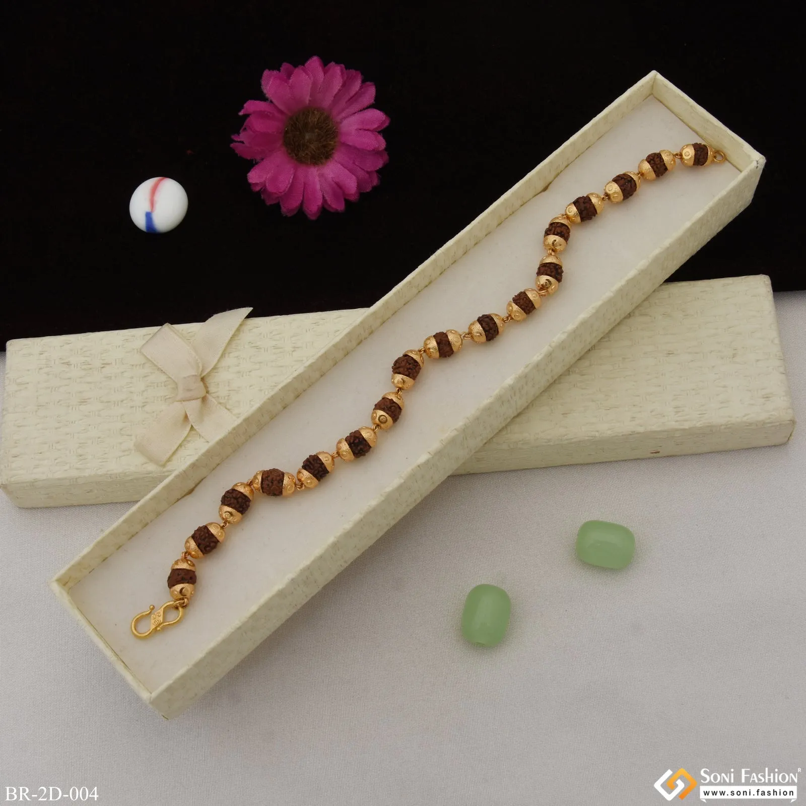 Lovely Design High-Quality Gold Plated Rudraksha Bracelet for Men - Style D004