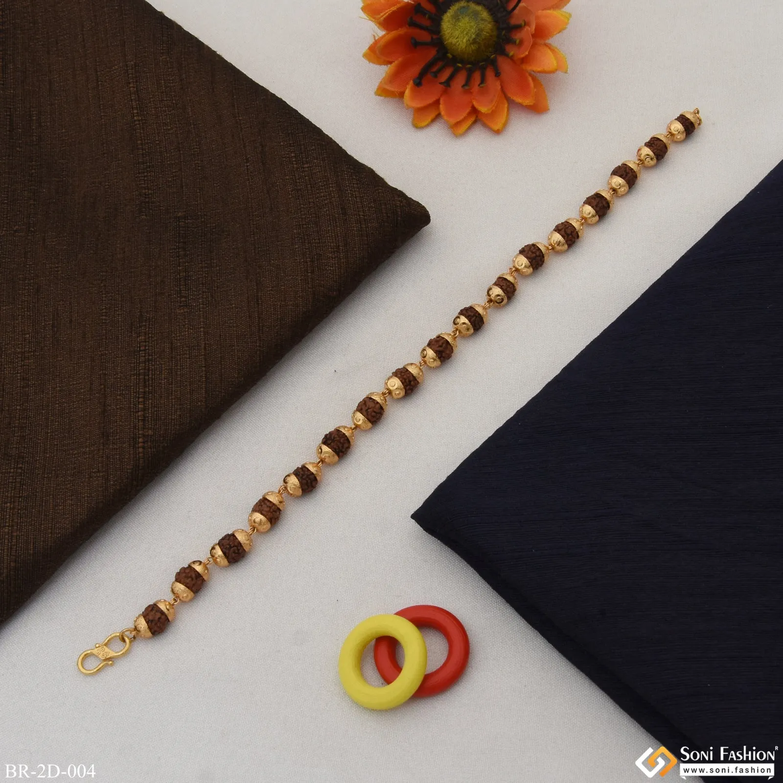 Lovely Design High-Quality Gold Plated Rudraksha Bracelet for Men - Style D004