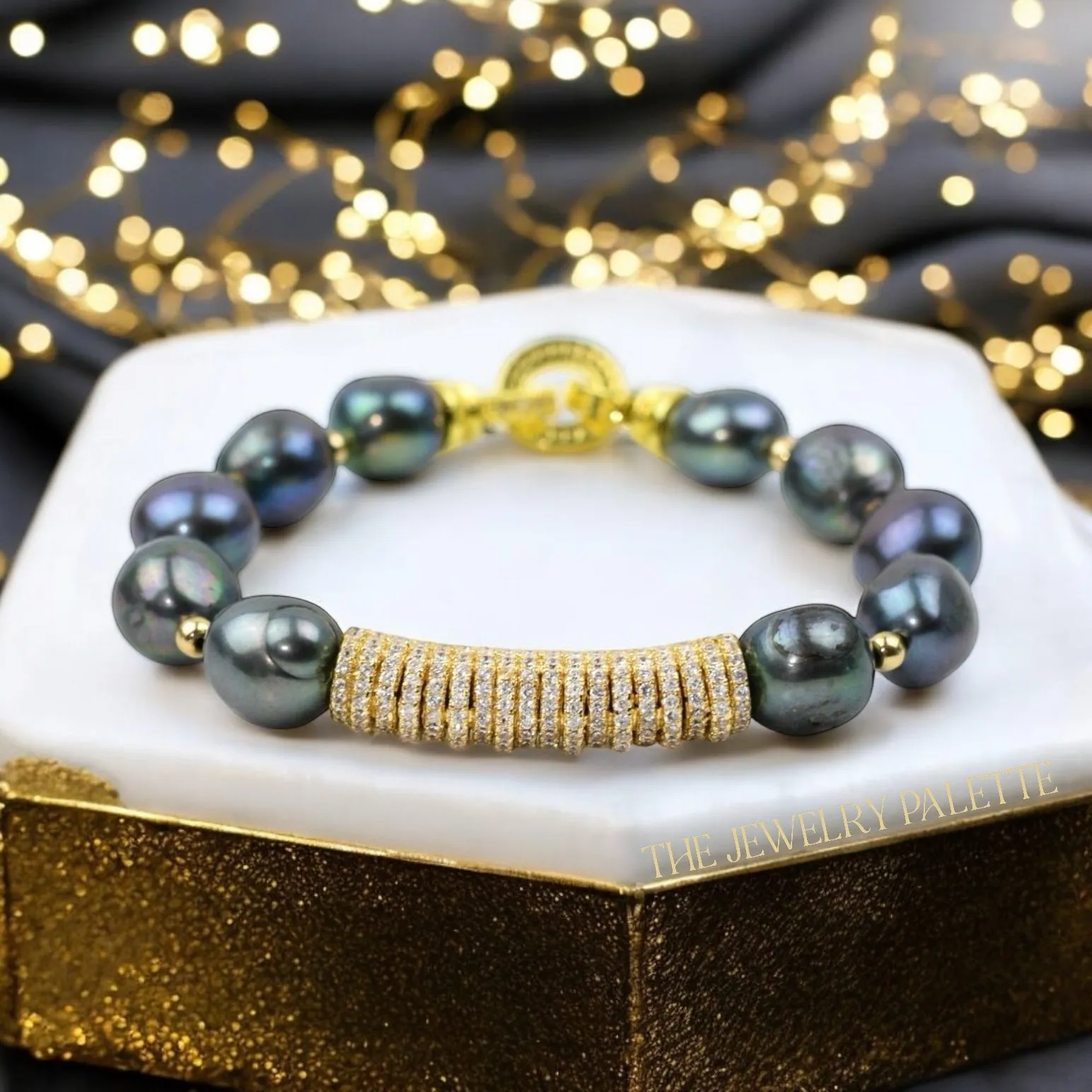 Madison luxe necklace with grey pearls and gemstones