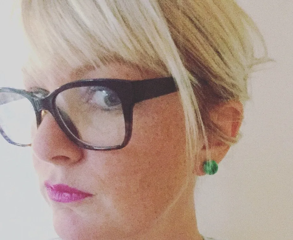 Mint Green Marbled Matte Ball Stud Earrings