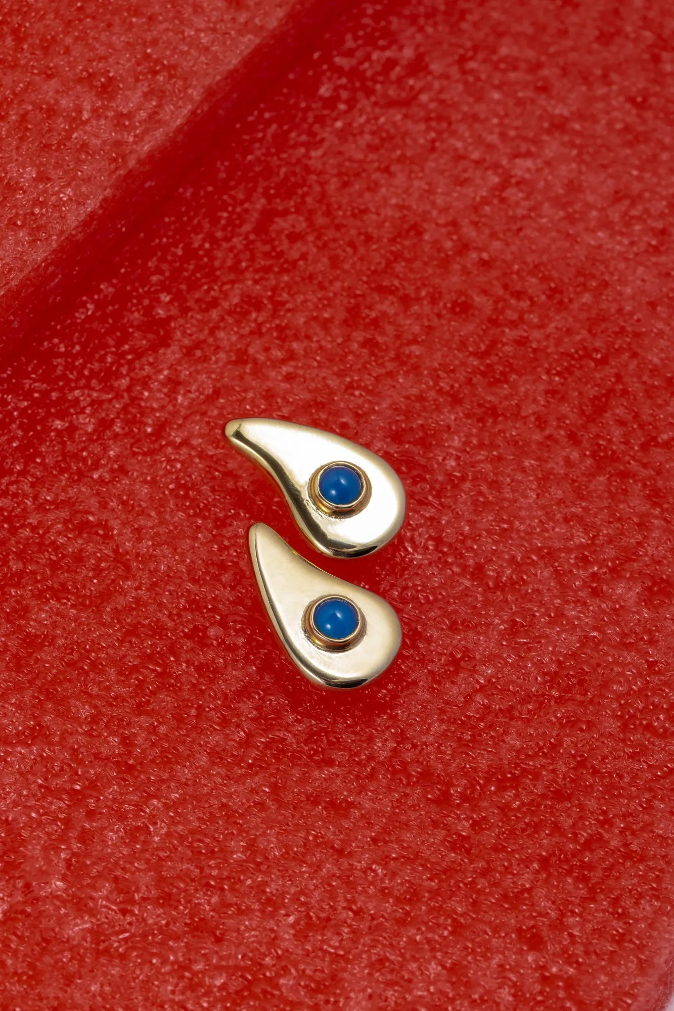 Wave Earrings in Blue Onyx