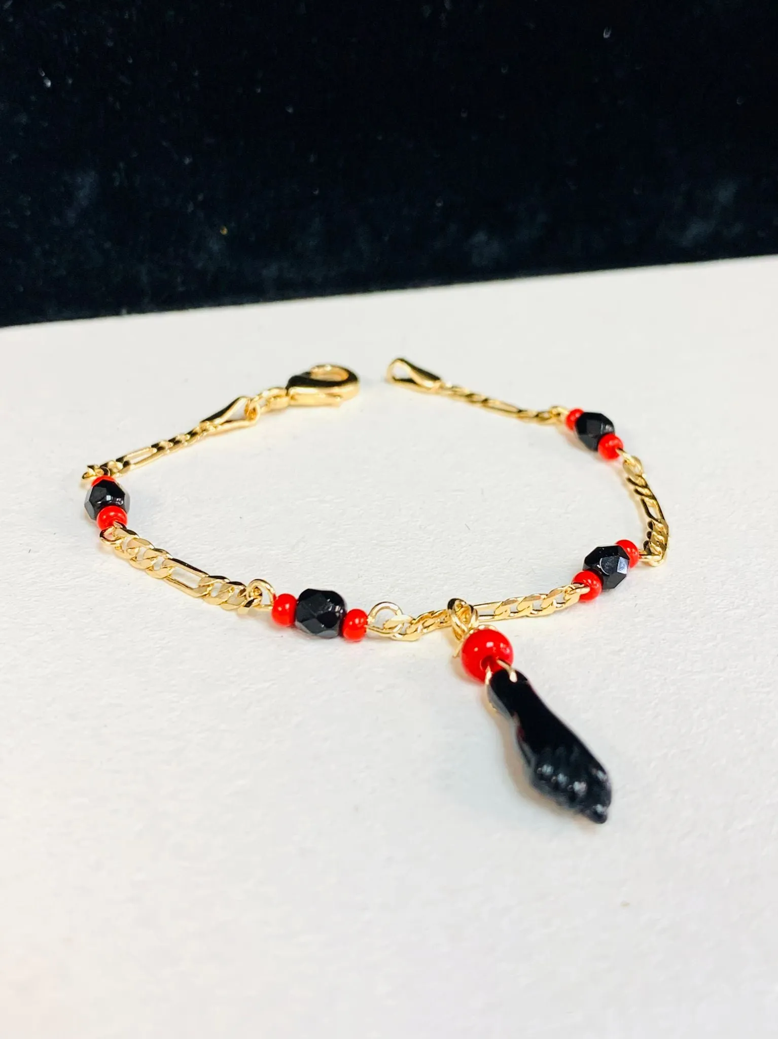 Women's Azabache Bracelet / Azabache Bracelet 7.25" / Gold Filled Bracelet / Azabache Hand Bracelet / Bracelet / Good Luck Bracelet / Pulsera de Azabache / Pulsera para Mujer